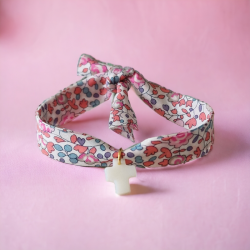 Bracelet liberty avec croix en nacre