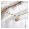 Collier avec jolie croix en nacre